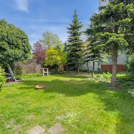 Konarskiego Blisko Jeziora Maltanskiego By Renters