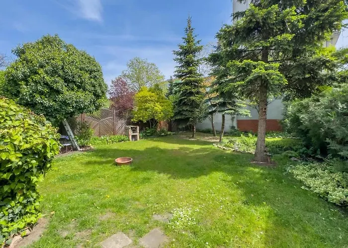 Konarskiego Blisko Jeziora Maltanskiego By Renters