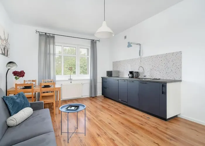 Konarskiego Blisko Jeziora Maltanskiego By Renters Διαμέρισμα