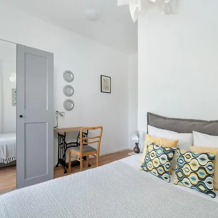 Konarskiego Blisko Jeziora Maltanskiego By Renters Appartamento