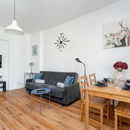 Konarskiego Blisko Jeziora Maltanskiego By Renters Appartamento